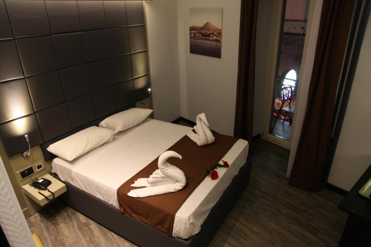 Dolce Vita Rooms & Breakfast Napels Buitenkant foto